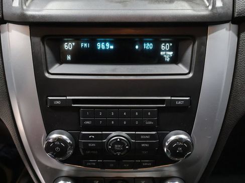 Used 2012 Ford Fusion SEL w/ Sport Appearance Pkg AWD/4WD image 23