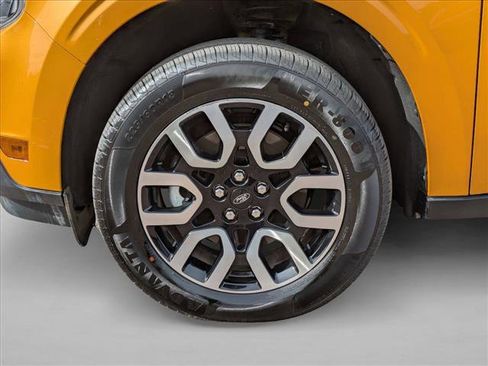 Used 2022 Ford Maverick Lariat w/ Equipment Group 500A Standard image 23