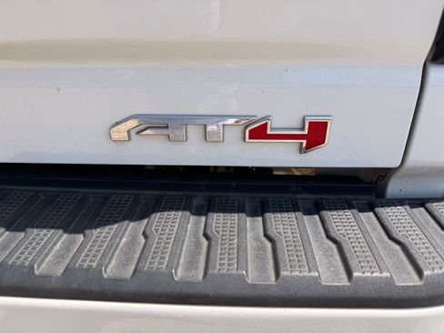 Used 2024 GMC Sierra 2500 AT4 w/ AT4 Premium Plus Package image 9