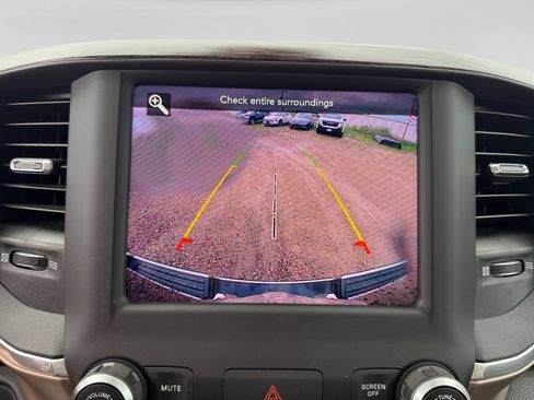 Used 2020 RAM 1500 Laramie AWD/4WD image 27