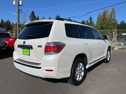 Used 2013 Toyota Highlander 4WD Hybrid image 4