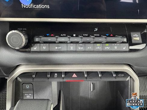 Used 2026 Toyota Tundra Limited AWD/4WD image 22