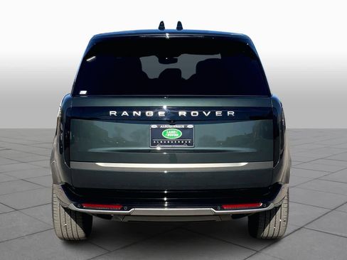 New 2025 Land Rover Range Rover Long Wheelbase SE image 4