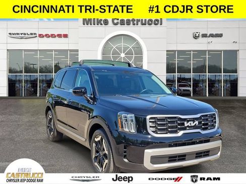 Used 2023 Kia Telluride S w/ S Sunroof Package AWD/4WD image 1