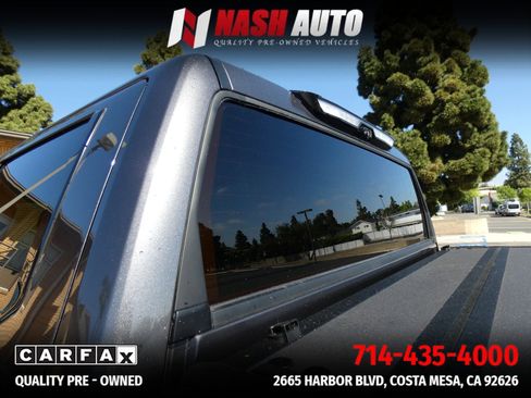 Used 2025 Toyota Tundra Limited AWD/4WD image 25