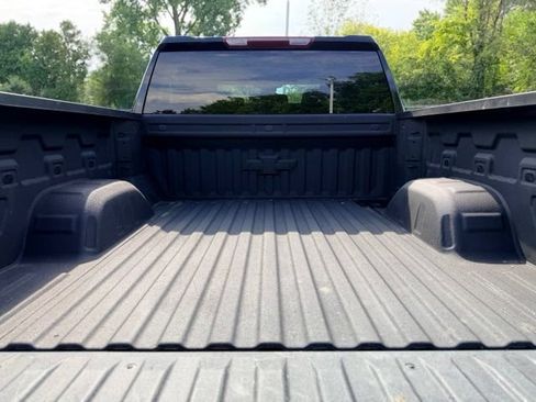 Used 2024 Chevrolet Silverado 1500 LT w/ Protection Package AWD/4WD image 27