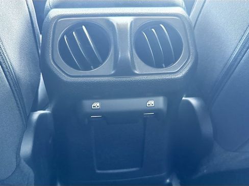 Used 2023 Jeep Wrangler Unlimited w/ Cold Weather Group AWD/4WD image 27