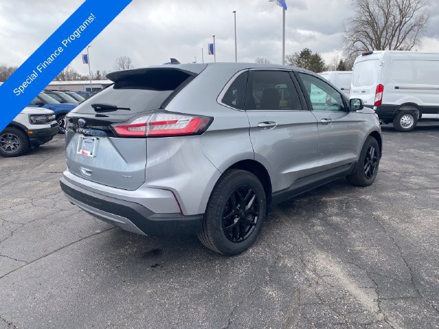 Used 2024 Ford Edge SEL AWD/4WD image 7