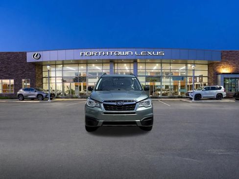 Used 2018 Subaru Forester 2.5i w/ Alloy Wheel Package AWD/4WD image 16