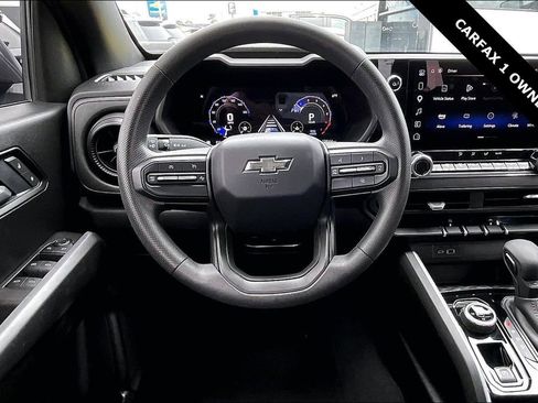 Used 2025 Chevrolet Colorado Trail Boss AWD/4WD image 9
