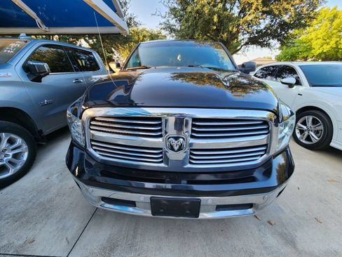 Used 2019 RAM 1500 Lone Star RWD image 2