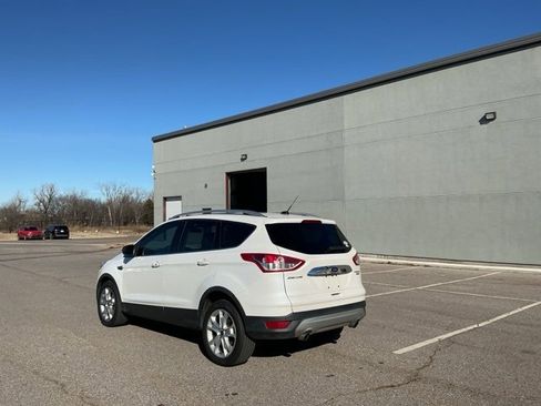 Used 2015 Ford Escape Titanium image 7