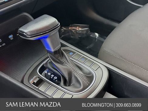 Used 2024 Hyundai Kona SEL image 16