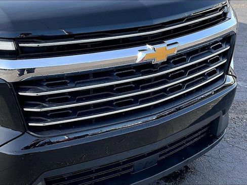 Used 2025 Chevrolet Traverse LT image 30