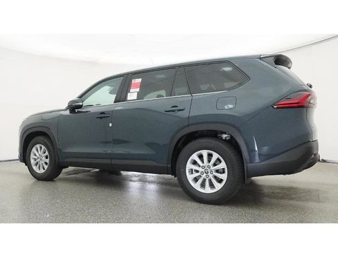 New 2026 Toyota Grand Highlander XLE FWD image 20