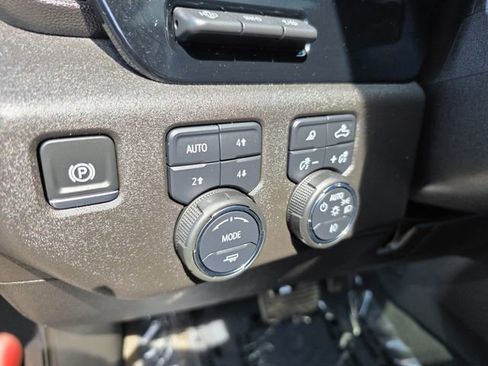 Used 2025 Chevrolet Silverado 2500 LTZ w/ LTZ Plus Package AWD/4WD image 26