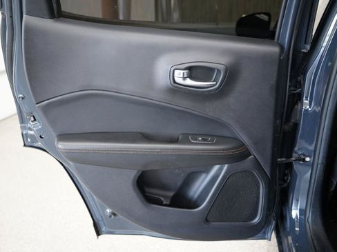 Used 2018 Jeep Compass Limited w/ Navigation Group FWD image 34
