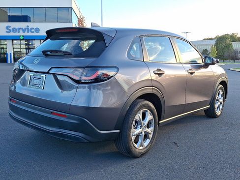 Certified 2023 Honda HR-V LX image 6