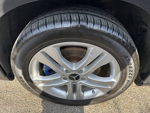 Used 2017 Mercedes-Benz GLA 250 4MATIC image 31