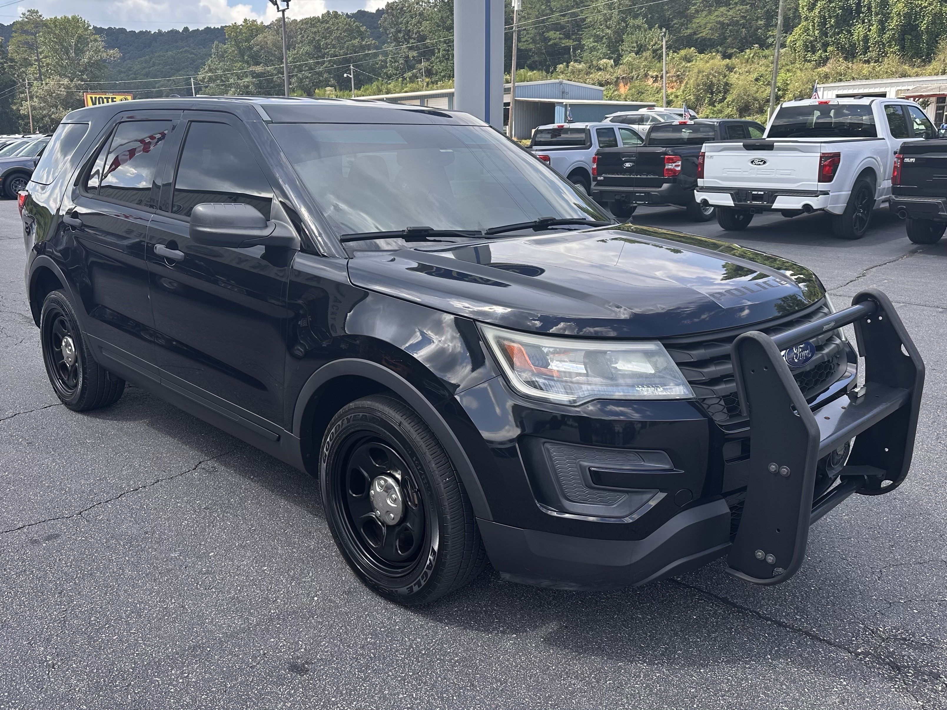 Used 2017 Ford Explorer 4WD Police Interceptor image 4