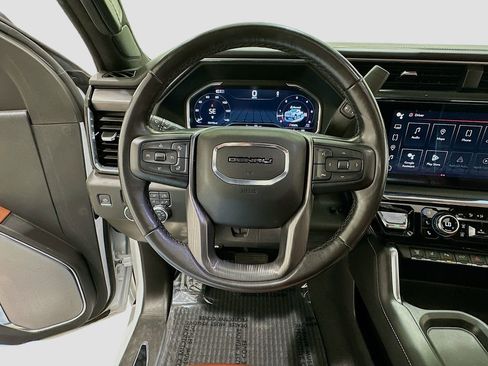 Used 2024 GMC Sierra 2500 Denali Ultimate w/ Max Trailering Package image 11