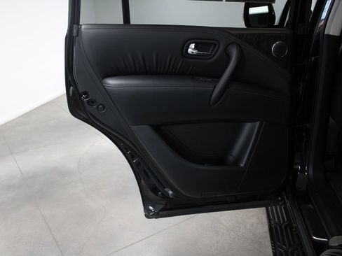 Used 2024 Nissan Armada Platinum w/ Captain's Chairs Package image 29