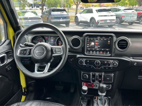 Used 2023 Jeep Wrangler Unlimited Rubicon 4xe w/ Safety Group AWD/4WD image 23