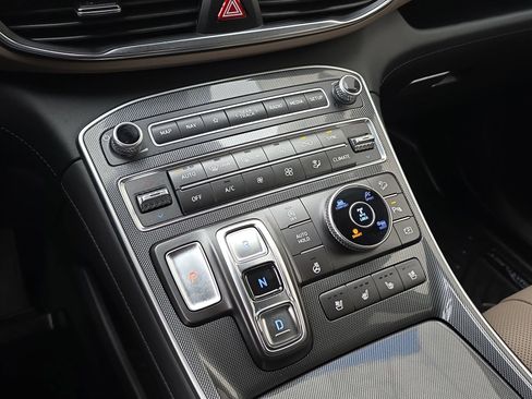 Used 2021 Hyundai Santa Fe Limited AWD/4WD image 26