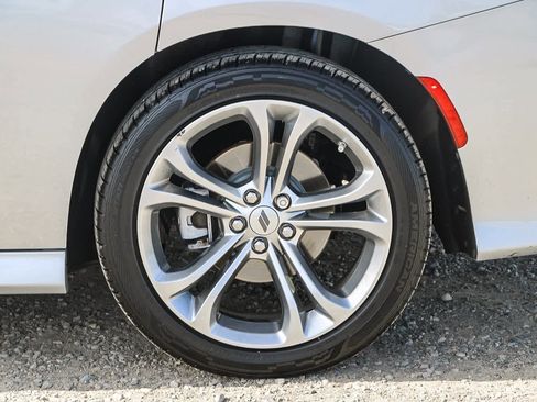 Used 2022 Dodge Charger R/T image 10