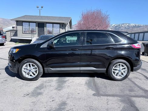 Used 2022 Ford Edge SEL w/ Convenience Package image 2