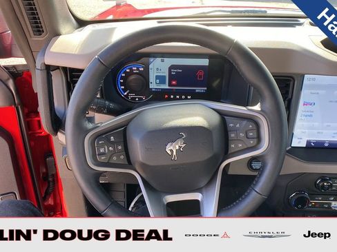 Used 2024 Ford Bronco Wildtrak image 20