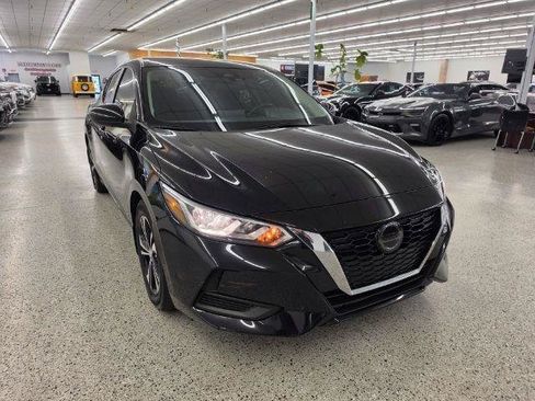 Used 2022 Nissan Sentra SV w/ All-Weather Package FWD image 3