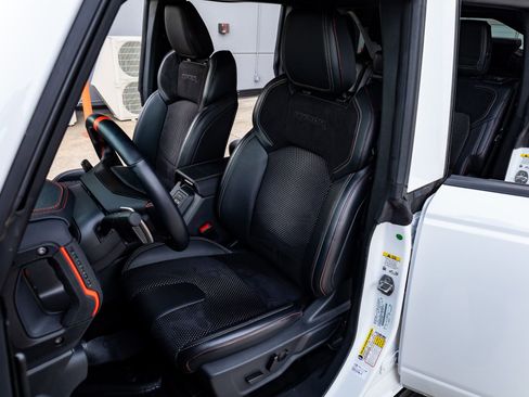 Used 2025 Ford Bronco Raptor image 31