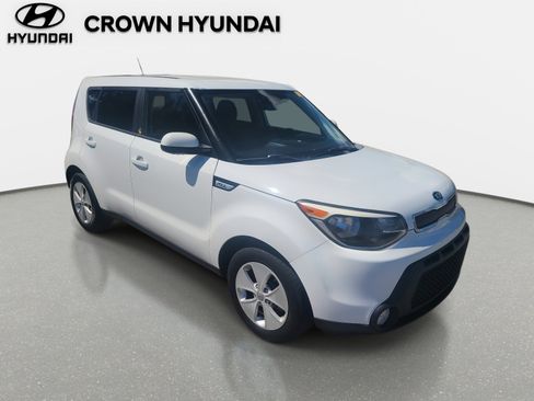 Used 2015 Kia Soul image 3
