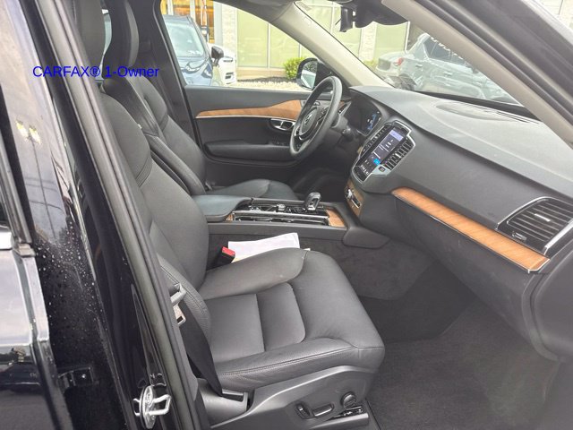 Used 2023 Volvo XC90 B6 Plus AWD/4WD image 3