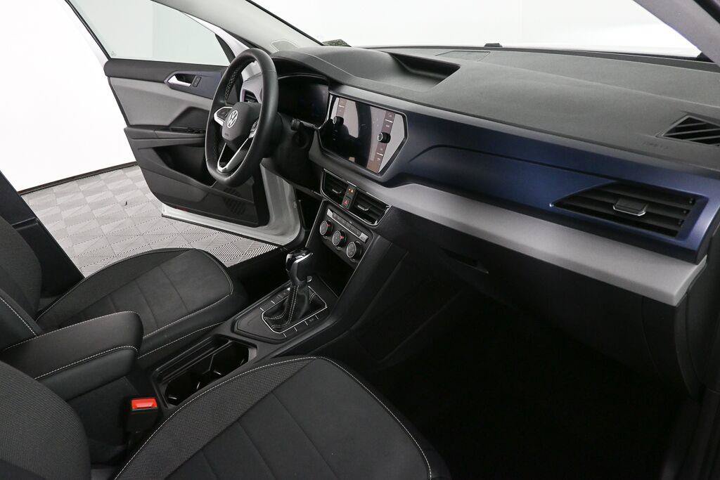 Used 2022 Volkswagen Taos SE FWD image 22