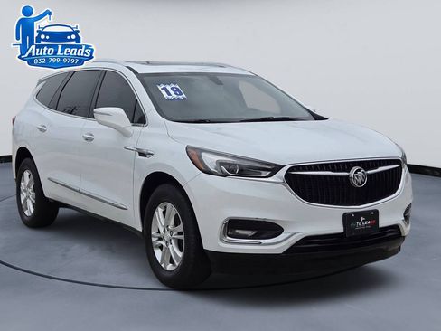 Used 2019 Buick Enclave Essence FWD image 2