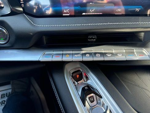 New 2026 Chevrolet Corvette E-Ray image 26