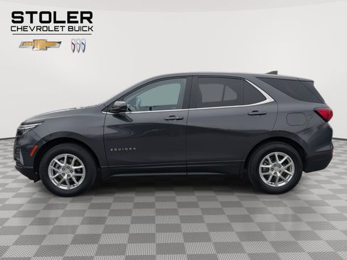 Used 2022 Chevrolet Equinox LT image 2
