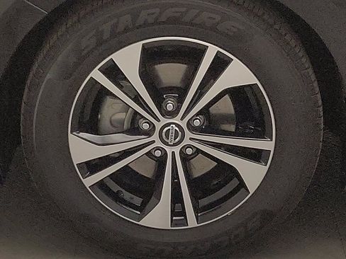 Used 2021 Nissan Sentra SV image 31