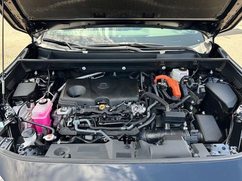 Used 2022 Toyota RAV4 XLE Premium image 30