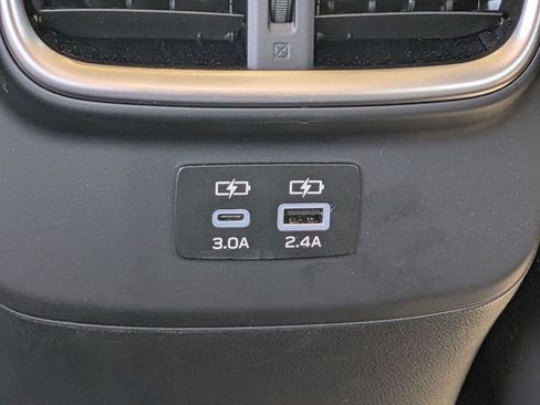 Certified 2025 Subaru Outback Premium w/ Popular Package #1A AWD/4WD image 35