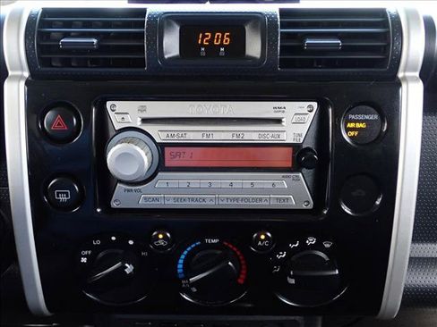 Used 2008 Toyota FJ Cruiser 4WD image 16
