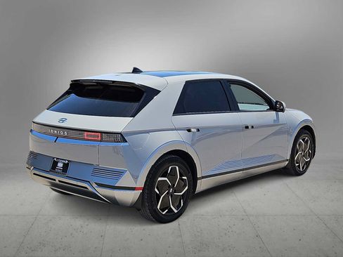 Certified 2024 Hyundai Ioniq 5 Limited RWD image 8