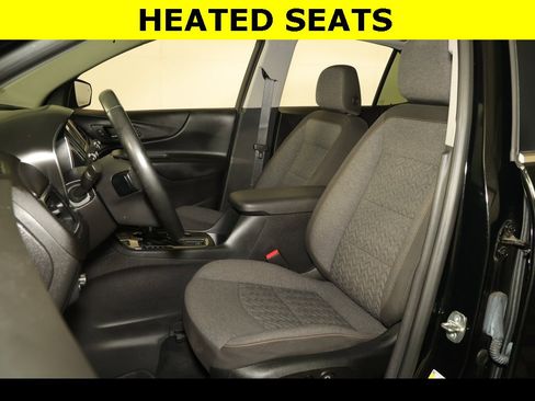 Used 2024 Chevrolet Equinox LT image 2