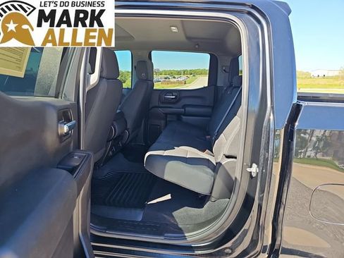 Used 2020 Chevrolet Silverado 1500 Custom w/ Custom Value Package AWD/4WD image 24