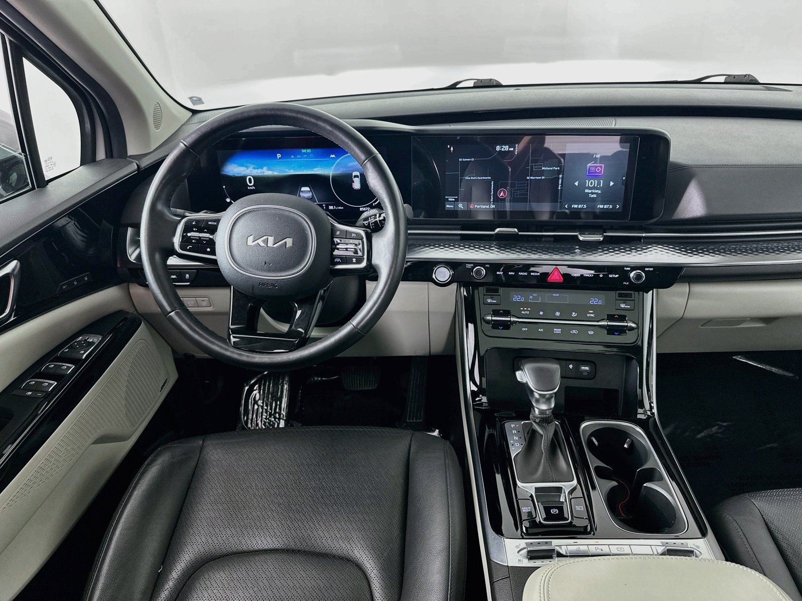 Used 2022 Kia Carnival SX FWD image 23