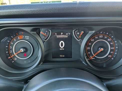 Used 2026 Jeep Wrangler Sport AWD/4WD image 23