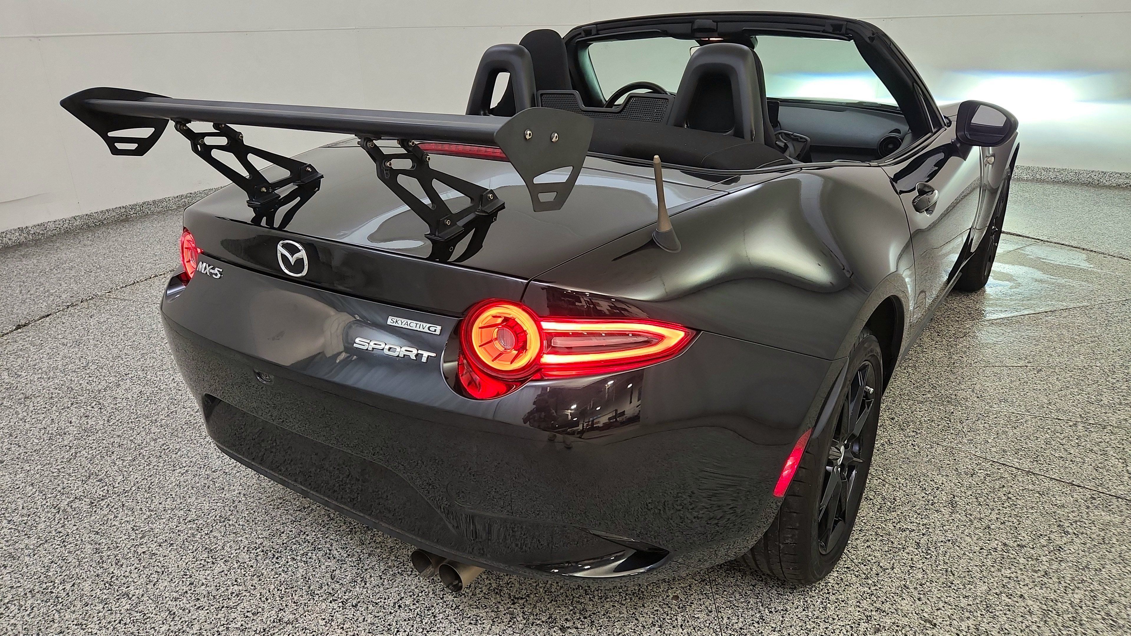 Used 2024 MAZDA MX-5 Miata Sport RWD image 16