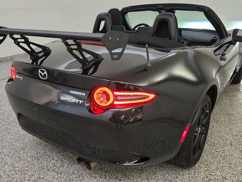 Used 2024 MAZDA MX-5 Miata Sport RWD image 16